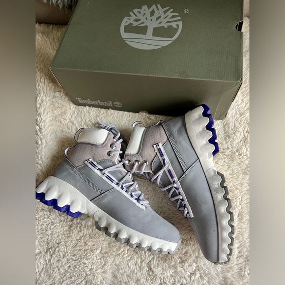 $150 NEW TIMBERLANDS WOMEN'S GREENSTRIDE™ EDGE WATERPROOF BOOTS NUBUCK - Picture 6 of 14